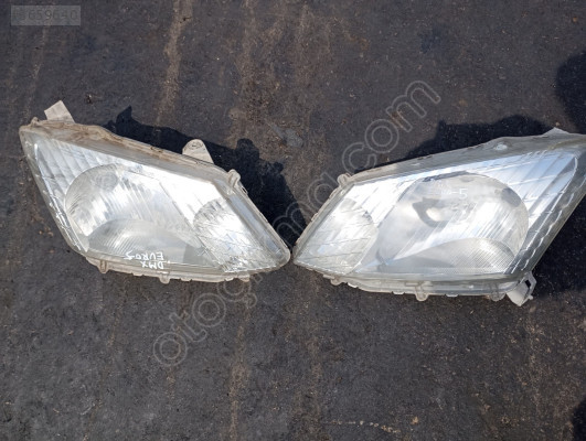 Isuzu d Max Euro 5 sağ ön far