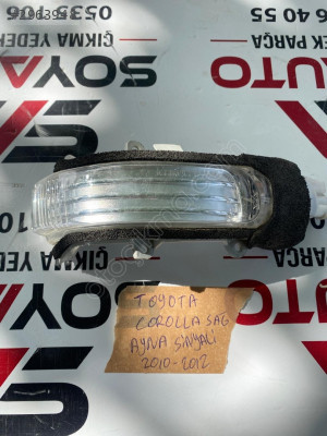 Toyota corolla 2010-2012 sağ ayna sinyali Orjinal çıkma