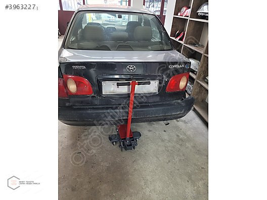 1999 - 2002 TOYOTA COROLLA ARKA PANEL / ÇAMURLUK