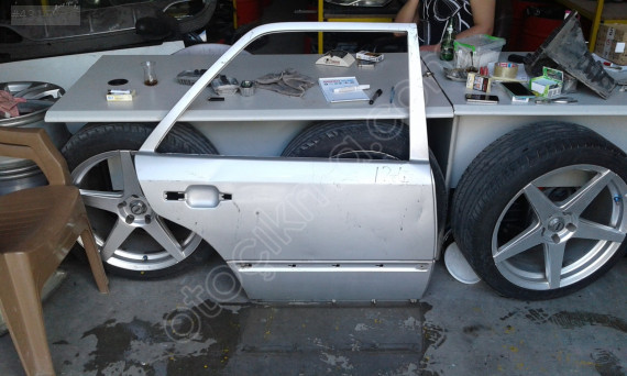 MERCEDES E180 E200 E220 E250 E280 W124 SAG ARKA KAPI