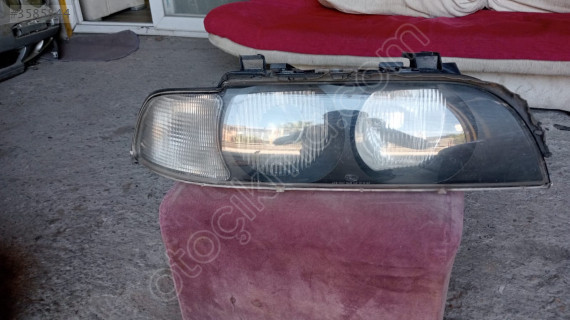 BMW E39 sağ far