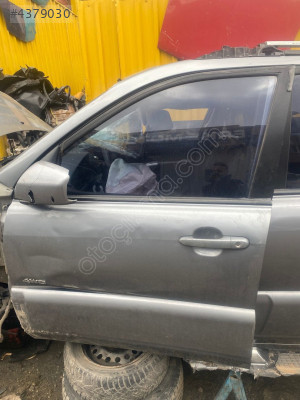 Kia Sportage 2007 Sol Ön Kapı Çıkma