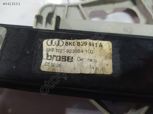 ÇIKMA AUDİ A4 SOL ARKA CAM KRİKOSU K-552