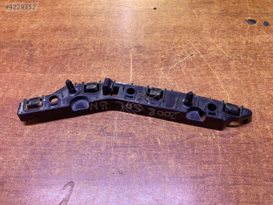 PEUGEOT 2008 SOL ÖN TAMPON BRAKETİ ÇIKMA 9825853780