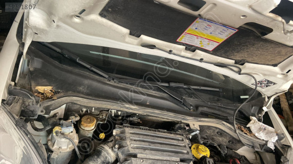 FİAT FİORİNO ÖN CAM IZGARASI SÖKME