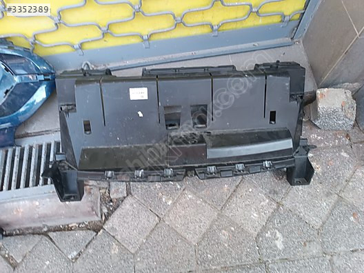 OPEL COMBO E ÖN PANEL ÜST KAPLAMA ÇIKMA ORJİNAL YEDEK PARÇA