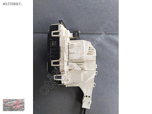 A9067201735 MERCEDES SPRİNTER -CRAFTER SAĞ ÖN KAPI KİLİDİ