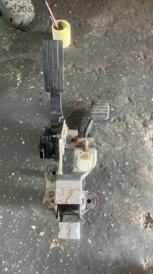 RENAULT CAPTUR PEDAL TAKIMI