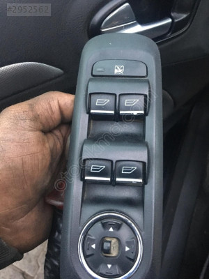 Ford Fiesta 2010-2016 4 lü cam düğmesi