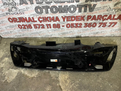 Peugeot 408 arka tanpon spoiler