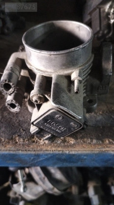 90499468 Opel Vectra b  1.8 kelebek boğazı