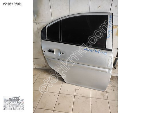 Hyundai Accent Era sağ arka kapı dolu