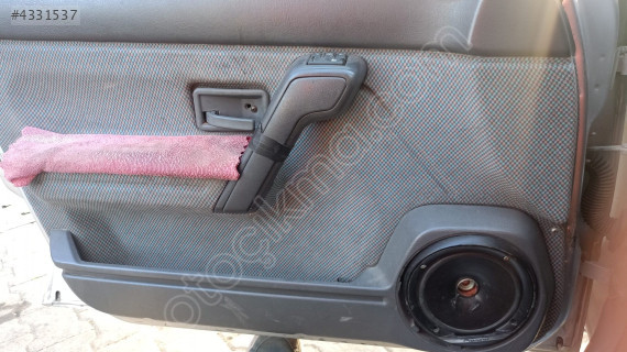 renault R19 sol cam krikosu