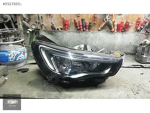Opel Grandland x sağ far orjinal çıkma