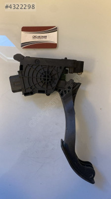 2Q1723503 kamiq polo arona scala ibiza 2021 tsi gaz pedalı