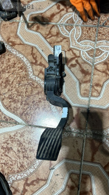 Fiat Doblo 4 gaz pedalı