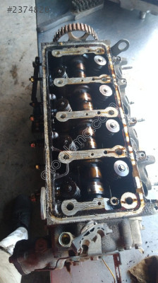106-206-C1-C2-C3-Saxo 1.4 8V Silindir kapağı orjinal çıkma