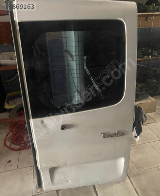 RENAULT TRAFİC SAĞ BAGAJ KAPAĞI ORJİNAL EYUPCAN OTO
