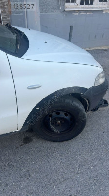 Fiat strada sağ ön çamurluk