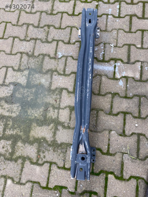 Volkswagen tiguan arka tampon demiri