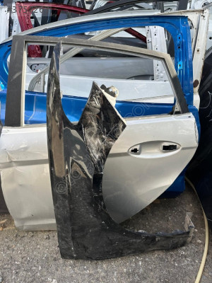 MİRİM OTODAN FORD MONDEO SAĞ ÖN ÇAMURLUK