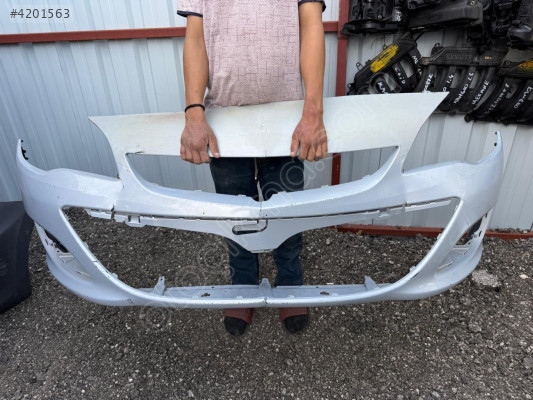 OPEL ASTRA J ÖN TAMPON ORJİNAL ÇIKMA MAKYAJLI KASA KIRIKLARI VAR