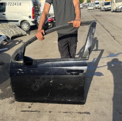 2009/2012 VW GOLF 6 SİYAH SOL ÖN KAPI ORJINAL DOLU