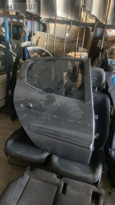 PEUGEOT 206 SAĞ ARKA KAPI OTO FEDAİ