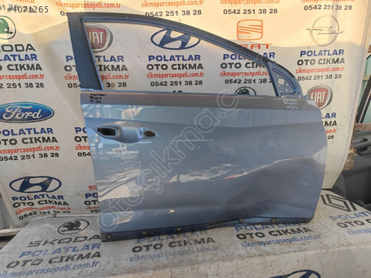 Hyundai Bayon ön sağ kapı