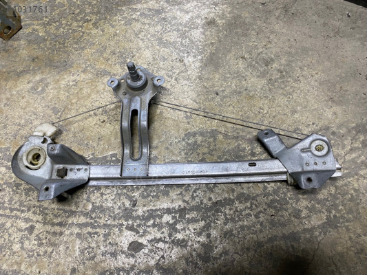 OPEL VECTRA B SAĞ ARKA CAM KRİKOSU MANUEL 90464336 CANCAN OPEL