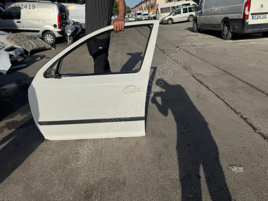 2006/2012 SKODA OCTOVIA BEYAZ SOL ÖN KAPI ORJINAL DOLU