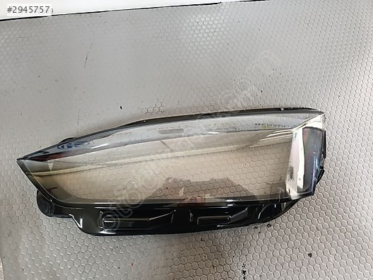 AUDİ A5 SIFIR SOL FAR CAMI