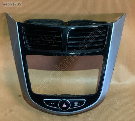 hyundai accent blue teyp çerçevesi