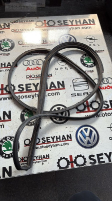 toyota corolla efsane kasa sol arka kapı toz lastiği