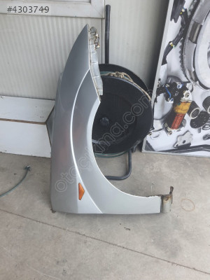 ford focus 1 çıkma sağ ön çamurluk (son fiyat)