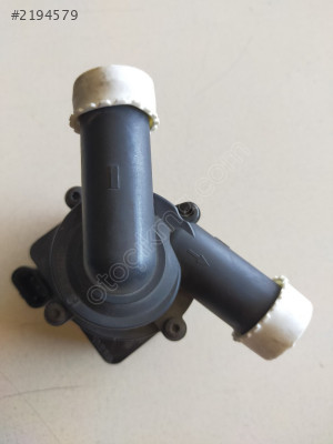 AUDİ A4 EK SU POMPASI 03L965561 8K0965561A