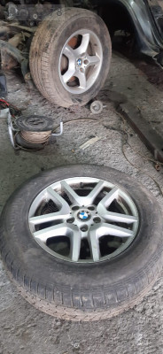 BMW X5 2005 E53 ÇIKMA ORİJİNAL ÇELİK JANT LASTİK