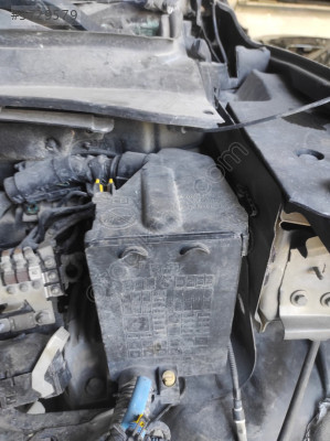 JEEP COMASS SİGORTA KUTUSUP