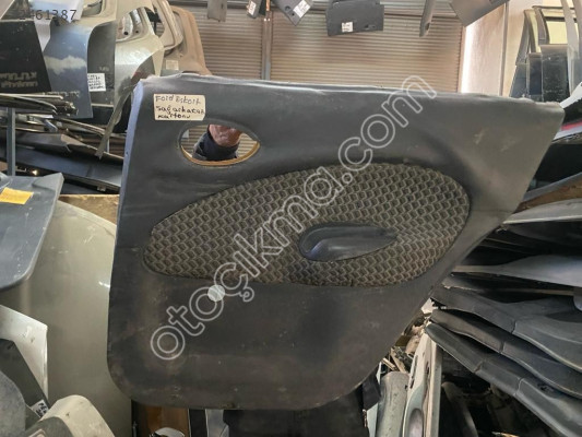 1995-2000 Ford Escort Sağ Arka Kapı Döşemesi