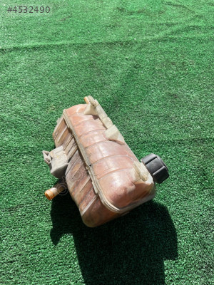 RENAULT KANGOO 3 YEDEK SU DEPOSU