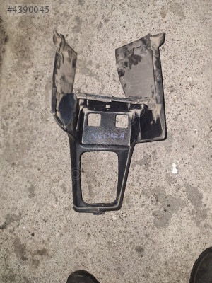 OPEL VECTRA A ORTA VİTES KONSOLU ÇIKMA ORJİNAL YEDEK PARÇA