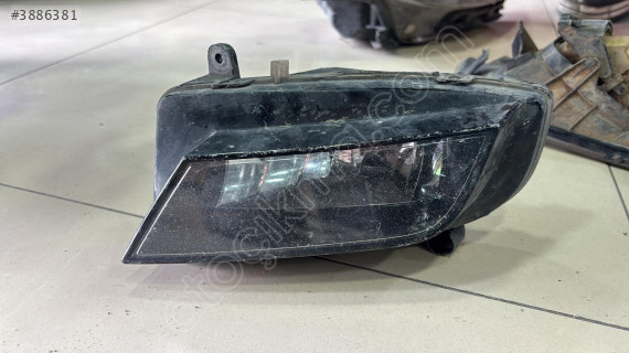 AUDİ A4 2012-2015 SAĞ SİS FARI 8K0941700