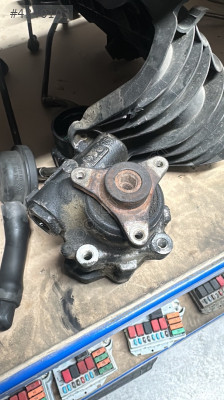 Renault espace 2.2 direksiyon pompası