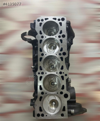 VW Crafter 2.0-2.5 Silindir Kapak Blok Parçası