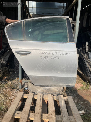 VW PASSAT SAĞ ARKA KAPI