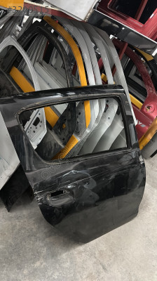 DACİA DUSTER ÇIKMA ORJİNAL SAĞ ARKA KAPI BD2