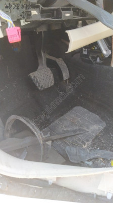 Octavia pedal takımı çıkma