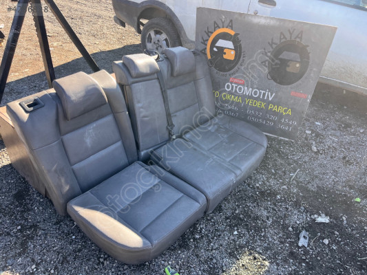 Peugeot 307 Arka Koltuk Komple Orjinal Çıkma
