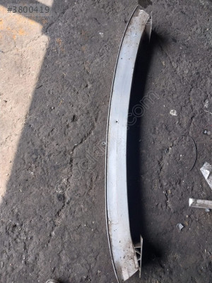 AUDİ A3 2005 1.6 ÇIKMA ORİJİNAL TAMPON DEMİRİ
