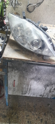2010 foyota Auris sag far (cam tamirli)